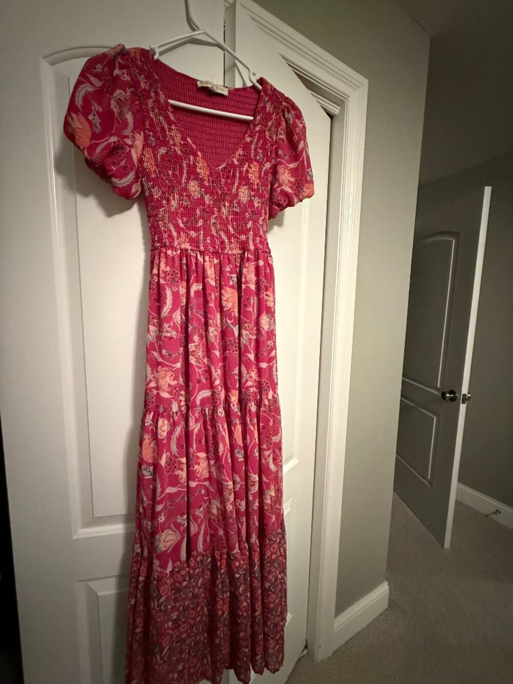 EUC Penelope Rose Dress Size S Pink Multi Color Smocked Design flutter sleeve